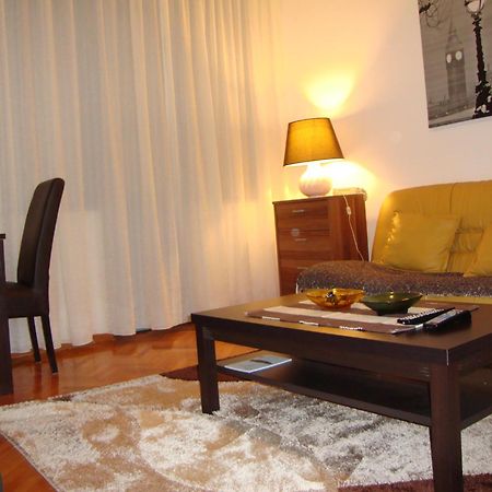 Centre Point Apartment Podgorica Zimmer foto