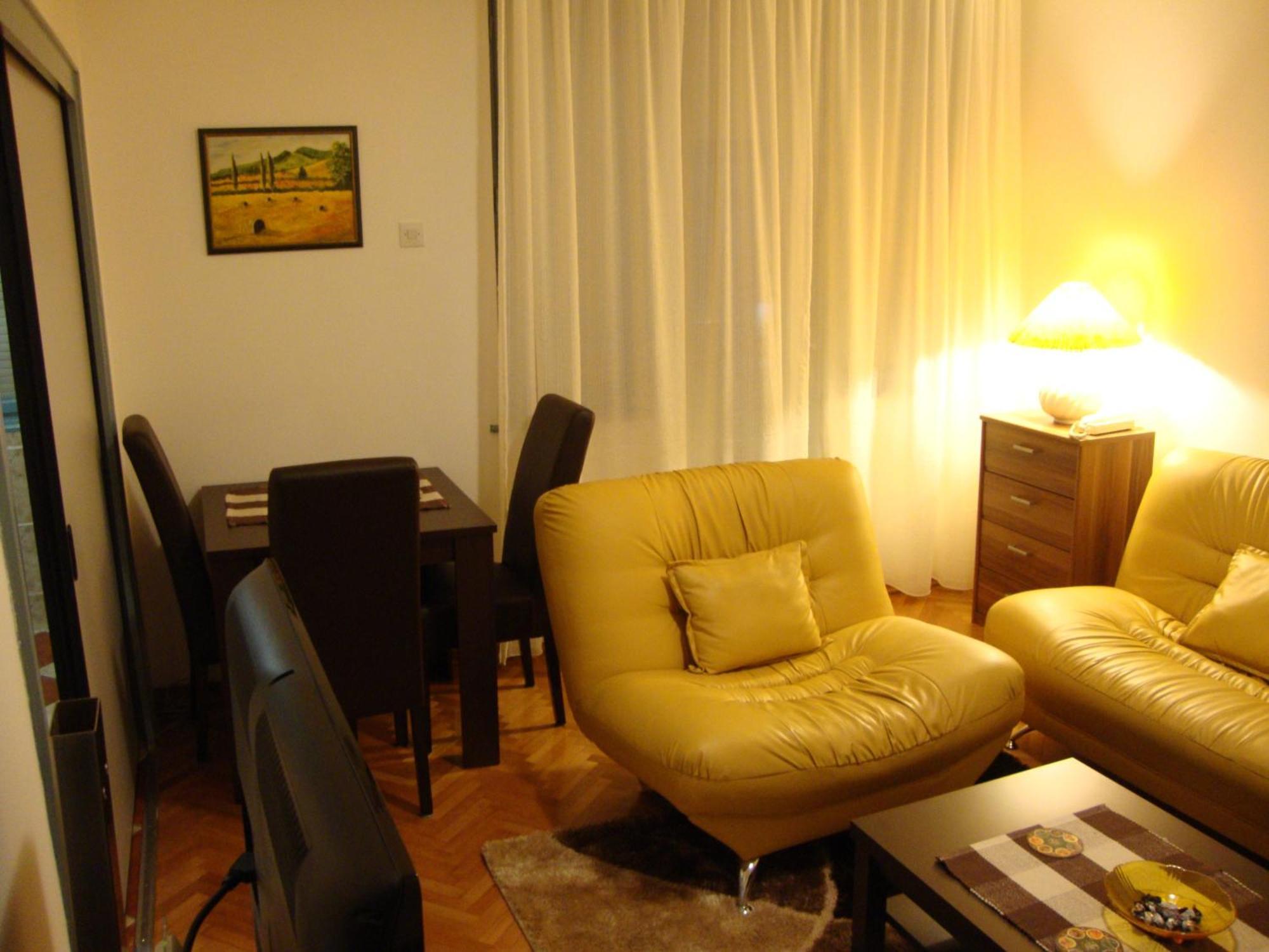 Centre Point Apartment Podgorica Zimmer foto